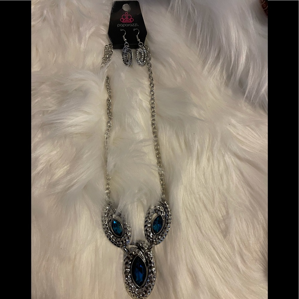 Paparazzi Blue Stone Silver Necklace & Earrings